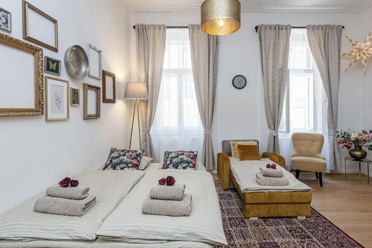 Apartament A - Lesser Town