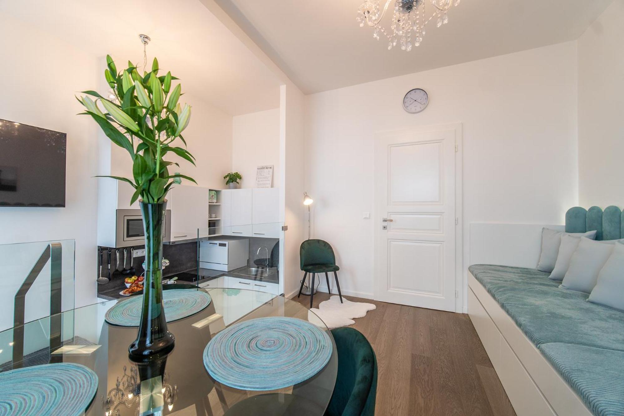 A - Lesser Town Apartament